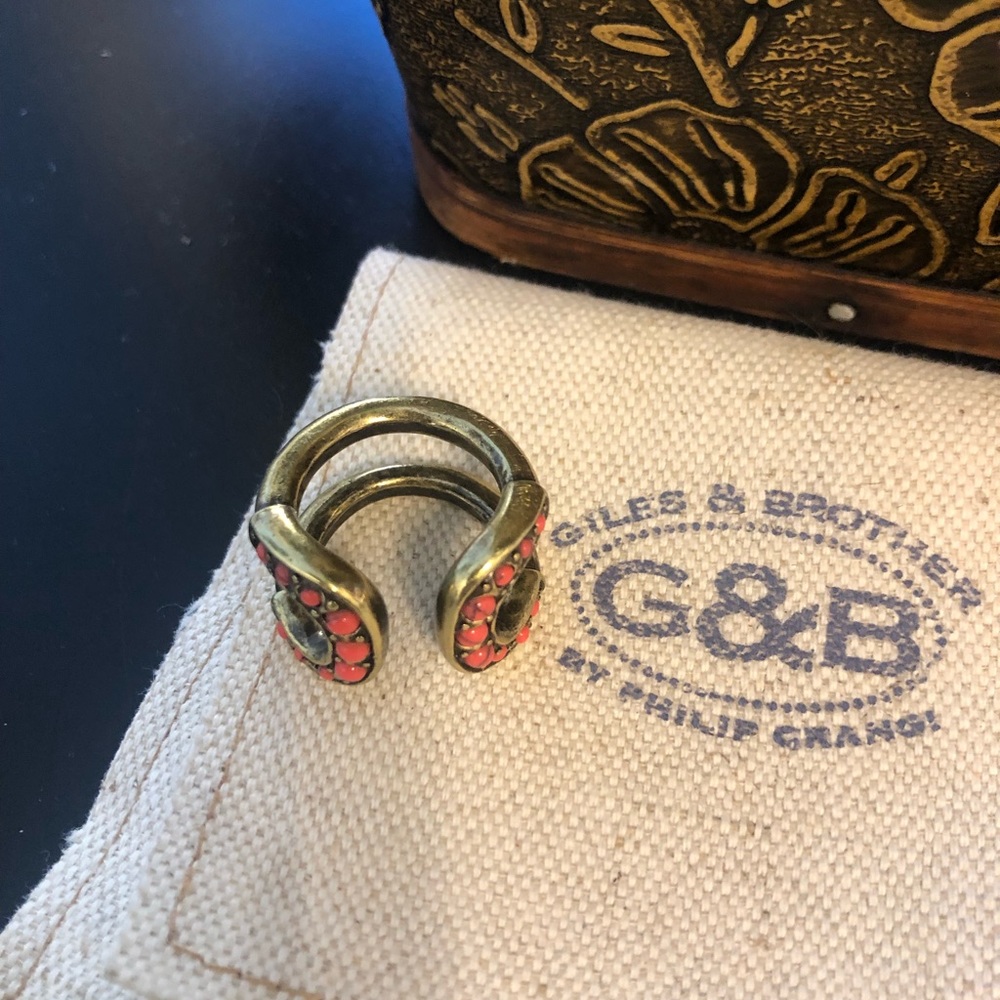 Ring - Picture 2 of 2